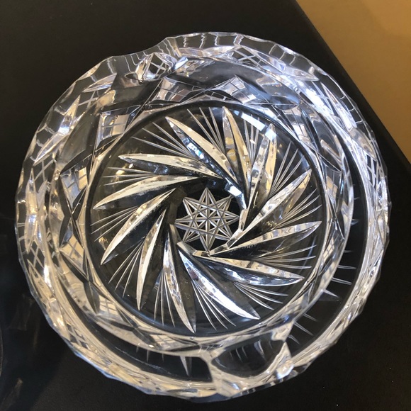 Vintage Crystal Ashtrays matching set - Picture 11 of 15